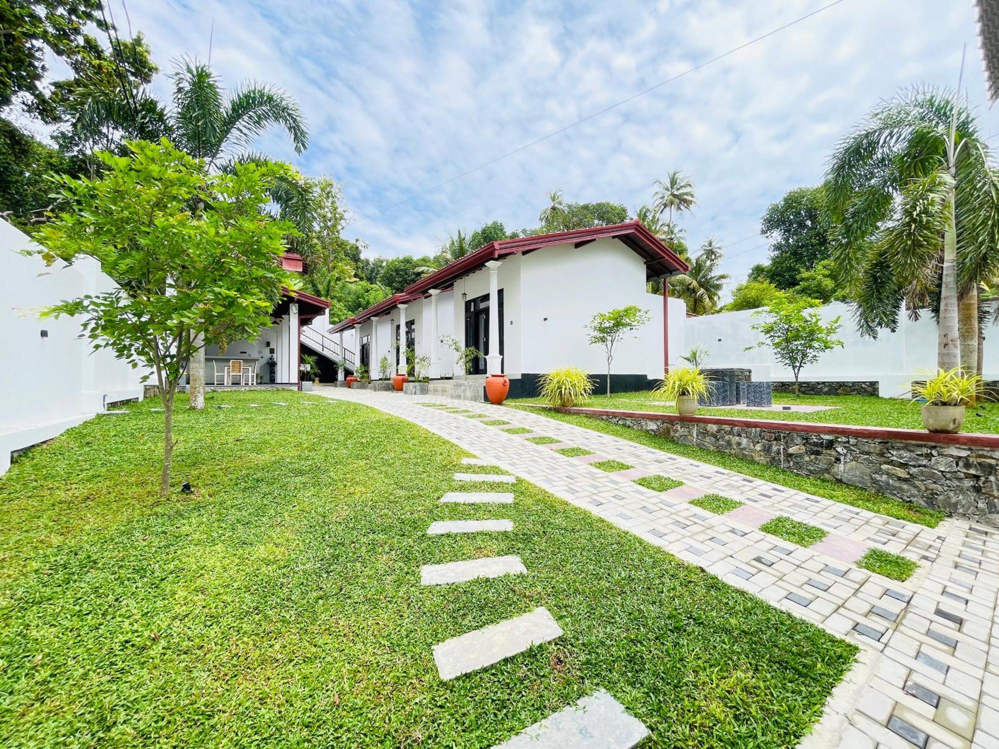 Thara Inn Villa Dickwella Zewnętrze zdjęcie